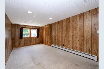82 Vails Gate Heights Drive, New Windsor, NY 12553 - Photo 13
