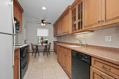 969 Sierra Vista Lane, Valley Cottage, NY 10989 - Photo 3