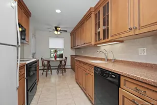 969 Sierra Vista Ln, Valley Cottage, NY 10989 - Photo 3