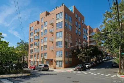 3585 Greystone Avenue #4B, Bronx, NY 10463 - Photo 11