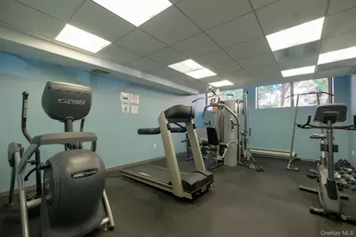 3585 Greystone Avenue #4B, Bronx, NY 10463 - Photo 13