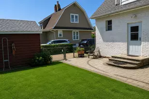 159 St Marks Ave, Freeport, NY 11520 - Photo 3