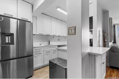 5425 Valles Avenue #3F, Bronx, NY 10471 - Photo 15