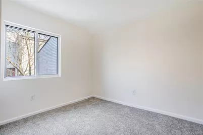 491 Ilyssa Way, New York, NY 10312 - Photo 17