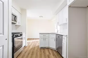 491 Ilyssa Way, New York, NY 10312 - Photo 3