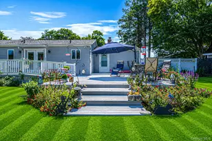 16 Pine Edge Dr, East Moriches, NY 11940 - Photo 7
