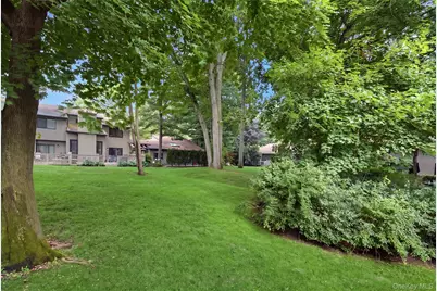 42 Country Club Drive, Jericho, NY 11753 - Photo 39