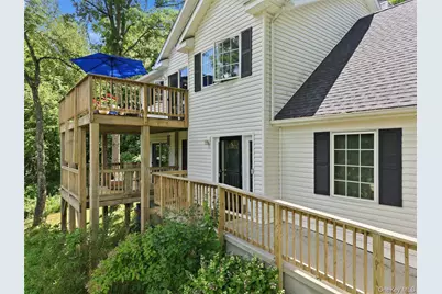 15 Meadow Drive, Red Hook, NY 12571 - Photo 5