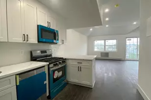 6-05 Barbadoes Dr, Arverne, NY 11692 - Photo 3