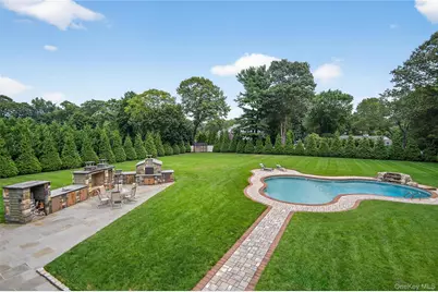 23 Gloria Lane, Huntington, NY 11743 - Photo 29