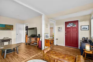 21 Grandview Dr, Shirley, NY 11967 - Photo 11