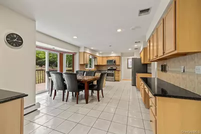 10 Ash Court, New City, NY 10956 - Photo 11