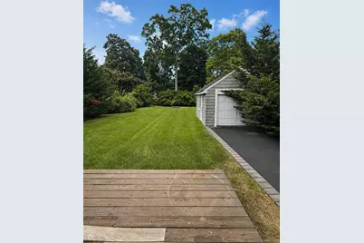 2100 Hillside Avenue, Bellmore, NY 11710 - Photo 13