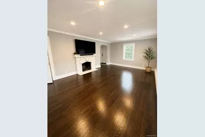 2100 Hillside Avenue, Bellmore, NY 11710 - Photo 3