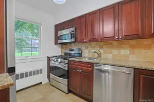 590 Bedford Rd, Pleasantville, NY 10570 - Photo 7