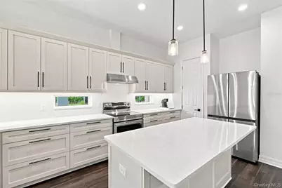 8146 Tropicaire, North Venice, FL 34291 - Photo 13