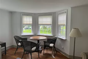 21 Elm St, Southampton, NY 11968 - Photo 11