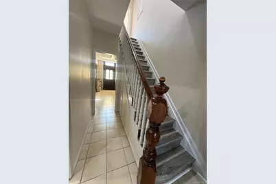 868 Morris Park Avenue, Bronx, NY 10462 - Photo 9