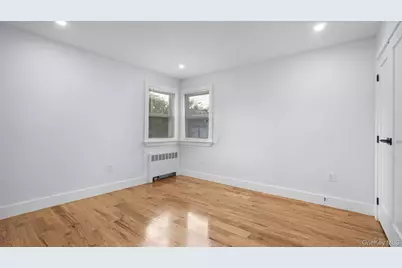4081 Grace Avenue, Bronx, NY 10466 - Photo 13