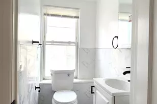 68-07 53rd Ave, Maspeth, NY 11378 - Photo 11
