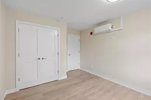 135 Wakefield Ave, Yonkers, NY 10704 - Photo 7