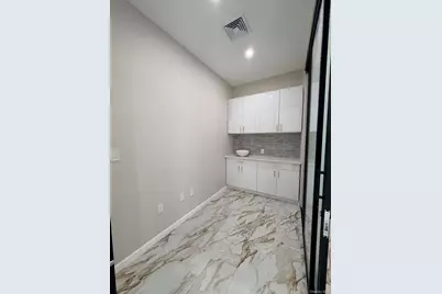 14147 Northern Boulevard #2nd FL, Flushing, NY 11354 - Photo 3
