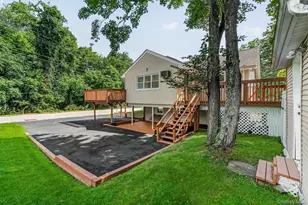 76 Meadow Sweet Rd, Cortlandt Manor, NY 10567 - Photo 41