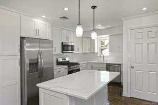 15 Parkview Dr, Commack, NY 11725 - Photo 11