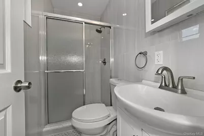 15 Parkview Drive, Commack, NY 11725 - Photo 27