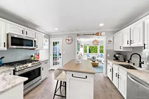 170 Seville Blvd, Sayville, NY 11782 - Photo 9