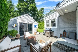 170 Seville Blvd, Sayville, NY 11782 - Photo 33