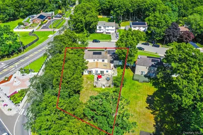 4 Winding Lane, Islandia, NY 11749 - Photo 5