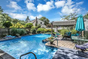 58 Crescent Pl, Smithtown, NY 11787 - Photo 25