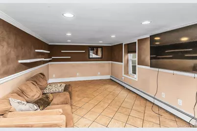 58 Crescent Place, Smithtown, NY 11787 - Photo 23