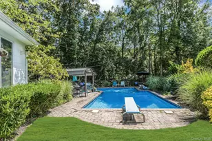 58 Crescent Pl, Smithtown, NY 11787 - Photo 27