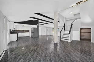 3 Lee Pl, Mastic, NY 11950 - Photo 7