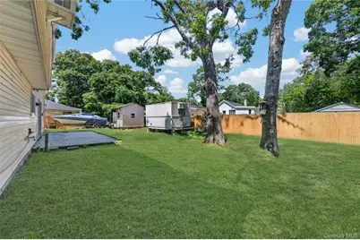 3 Lee Place, Mastic, NY 11950 - Photo 39