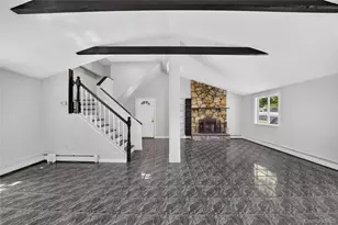 3 Lee Pl, Mastic, NY 11950 - Photo 5