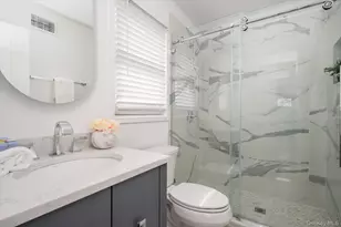 73 Stratford Rd, West Hempstead, NY 11552 - Photo 11