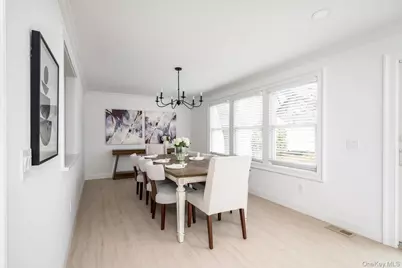 73 Stratford Road, West Hempstead, NY 11552 - Photo 9