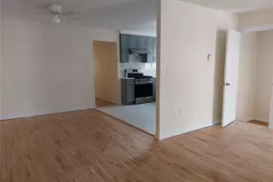 11-23 130th St, College Point, NY 11356 - Photo 3