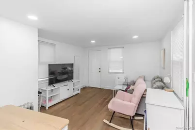 27 &  31 Kennedy Road, East Hills, NY 11577 - Photo 17