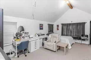 27 & 31 Kennedy Rd, East Hills, NY 11577 - Photo 9
