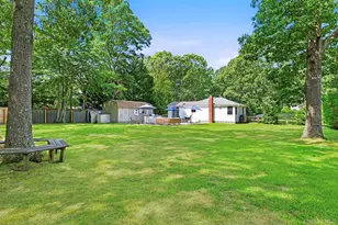 22 Matthews Dr, Remsenburg, NY 11972 - Photo 15