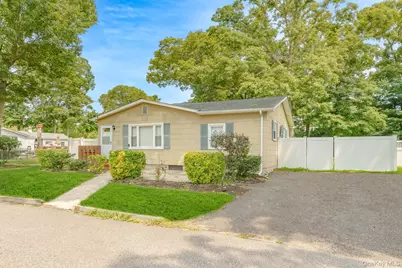 49 Salem Street, Patchogue, NY 11772 - Photo 1