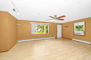49 Salem St, Patchogue, NY 11772 - Photo 15
