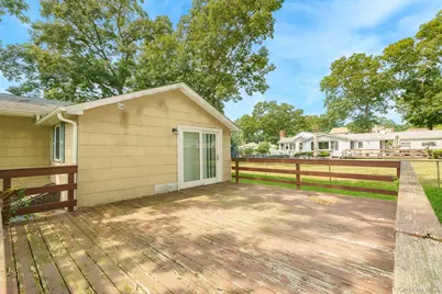 49 Salem Street, Patchogue, NY 11772 - Photo 7