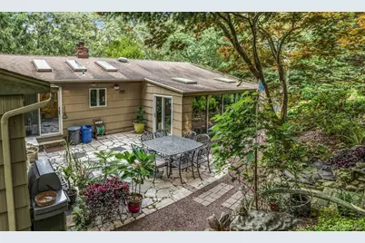 188 Daly Road, East Northport, NY 11731 - Photo 37