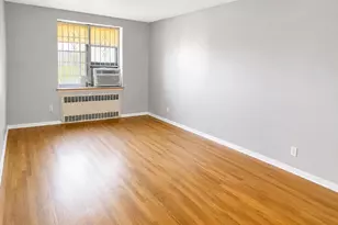 140-14 28th Rd, Flushing, NY 11354 - Photo 3