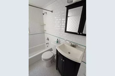 35 Trenton Avenue #1st Floor, Long Beach, NY 11561 - Photo 11